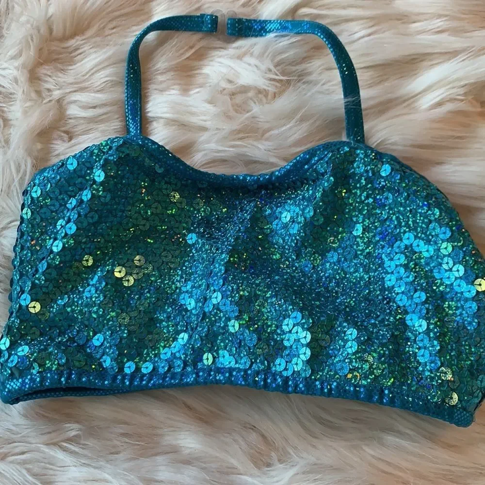 Absolutely gorgeous custom made solo costume Blue stunner Child Large
